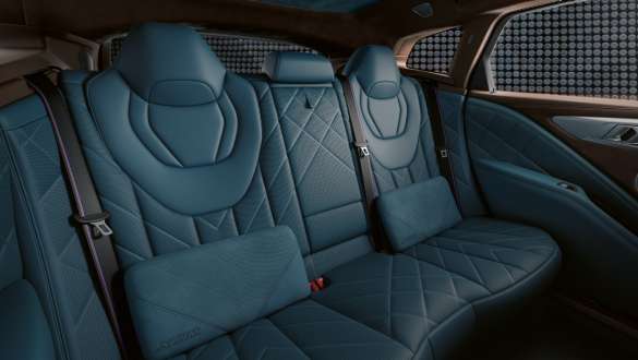 Exclusif, expressif, électrifié : le nouveau SUV Hybride Rechargeable premium BMW XM combine une présence impressionnante avec les hautes performances d'une BMW M et une technologie Hybride Rechargeable puissante de dernière génération.