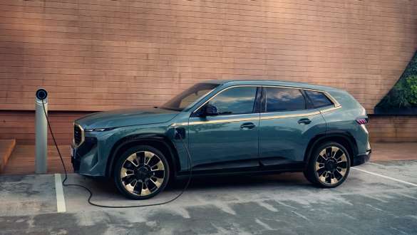 Exclusif, expressif, électrifié : le nouveau SUV Hybride Rechargeable premium BMW XM combine une présence impressionnante avec les hautes performances d'une BMW M et une technologie Hybride Rechargeable puissante de dernière génération.